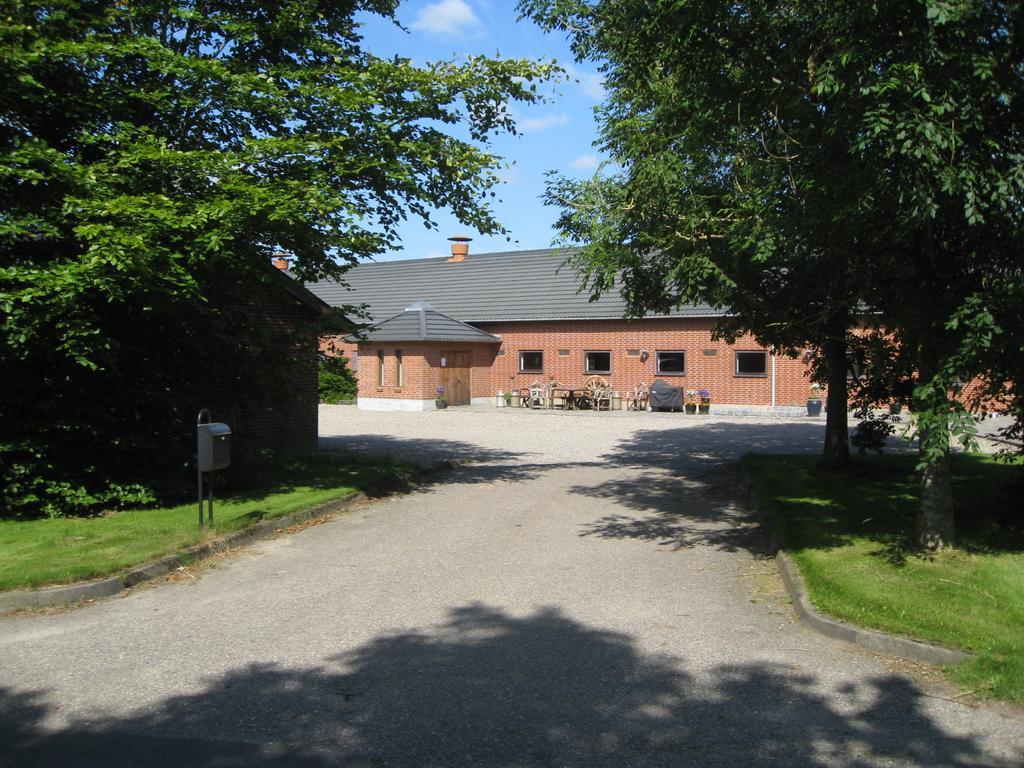 Den Gamle Kostald Bed & Breakfast Holsted 외부 사진