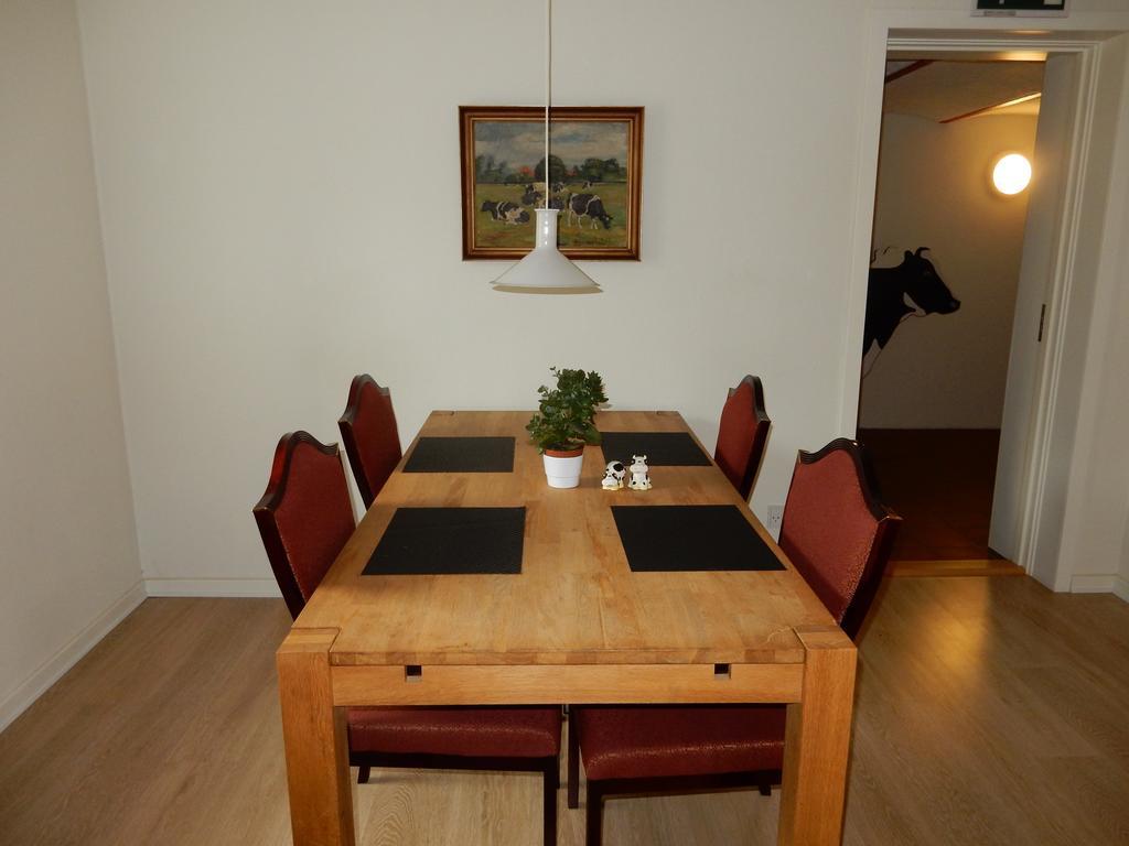 Den Gamle Kostald Bed & Breakfast Holsted 외부 사진